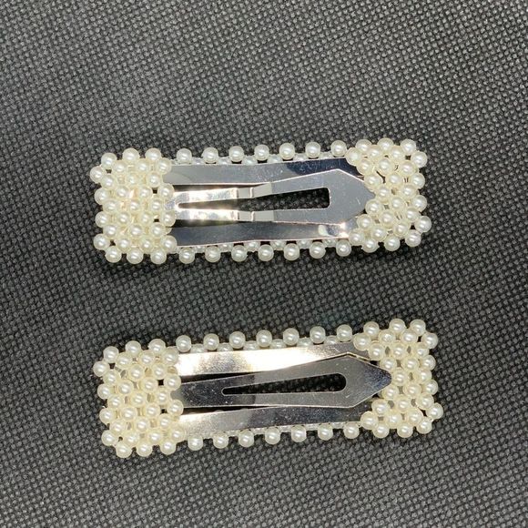 2 Piece Pearl Hair Set - Picture 2 of 2